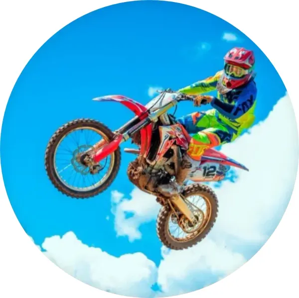 Kulatý jedlý obrázek na dort – Motorka, motokros (modrá, červená, žlutá)